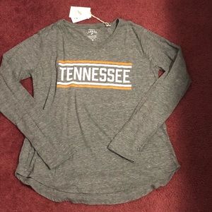 Tennessee long sleeve shirt! In GREAT condition!